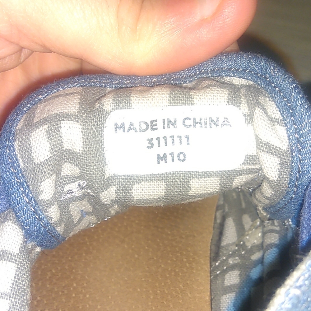 Shoes - Picture 5 of 6